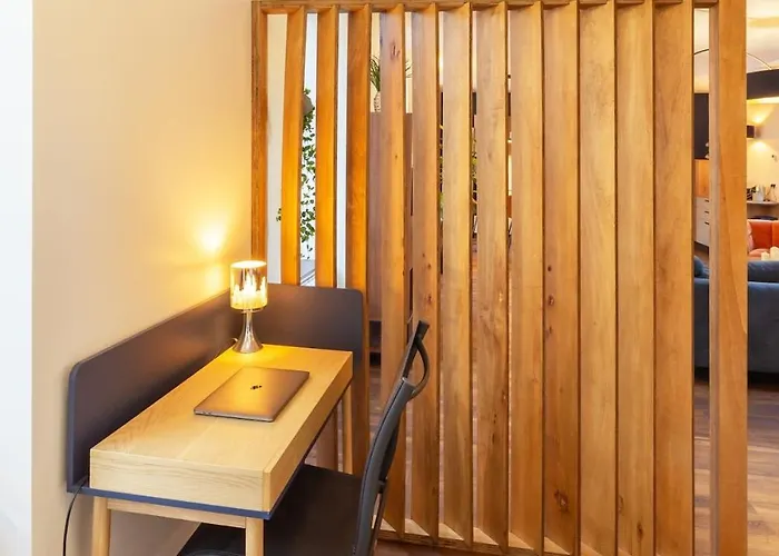 3 Chambres, Premium Avec Fibre, Centre Appartement *